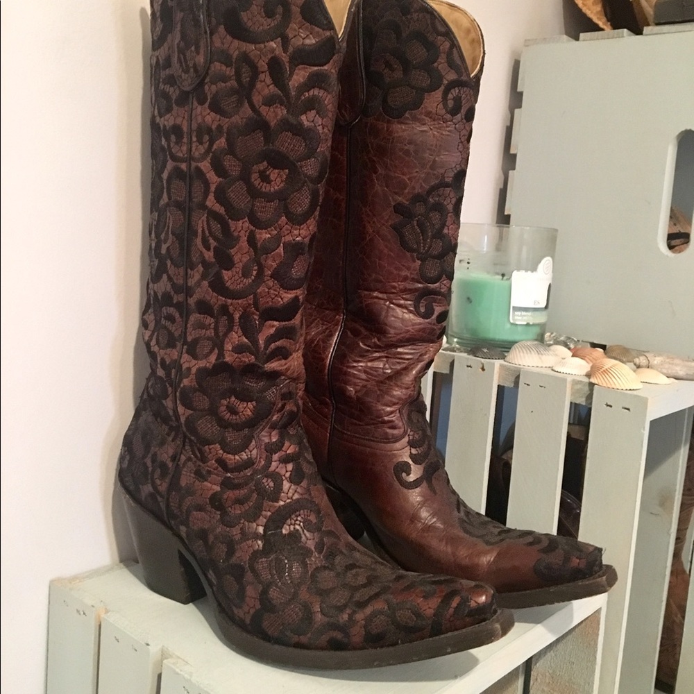 Leather cowboy boots